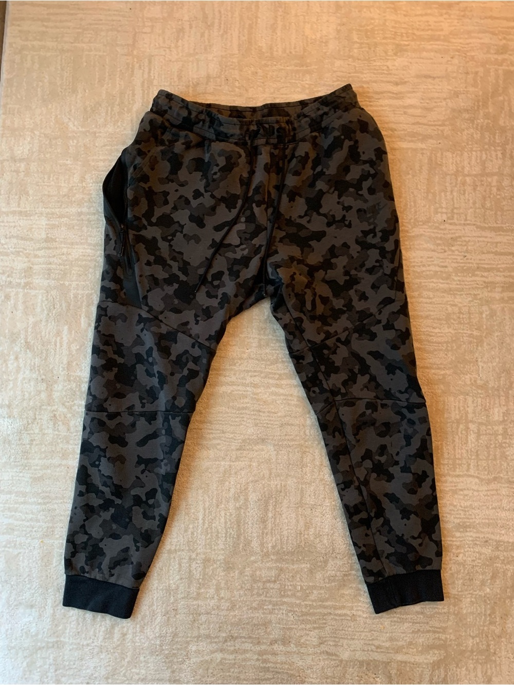 Nike Tech Camo Joggers